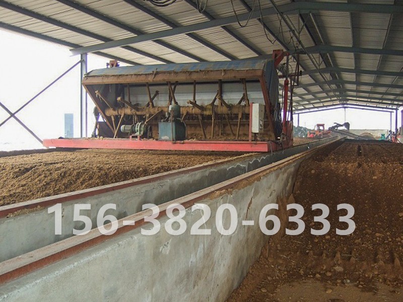 有機肥發(fā)酵翻拋圓盤造粒現(xiàn)場